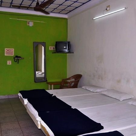 Hotel Shivam Dwarka  Exterior photo